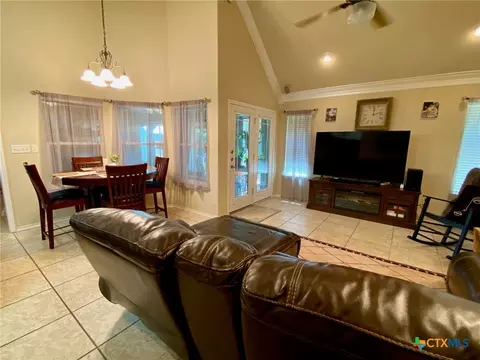 Living - 210 Ranchgate Trl, Mcgregor, TX 76657 photo 3 of 4