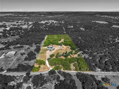 445 Beadle Rd, Gatesville, TX 76528