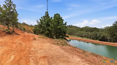 22187 Interstate10, Luling, TX 78648 photo 6