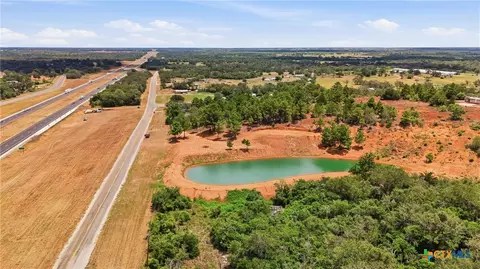 22187 Interstate10, Luling, TX 78648 photo 3