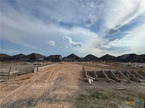 710 James Parker Cir, Killeen, TX 76542