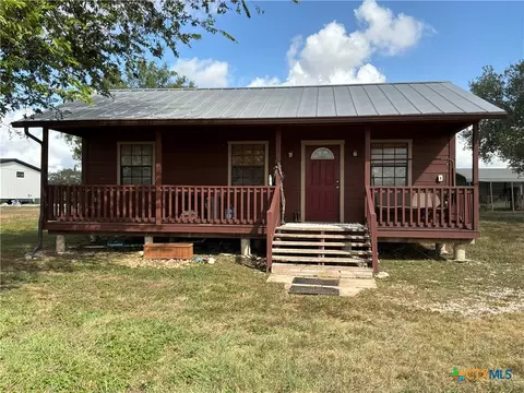 Undisclosed, Gillett, TX 78116
