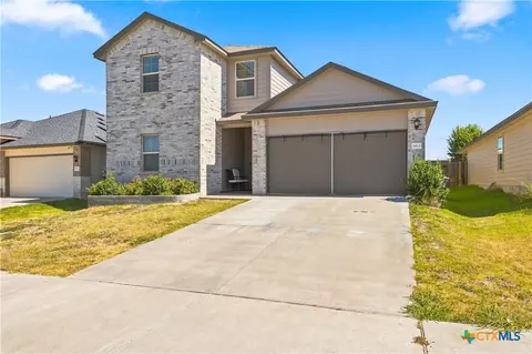 5913 Amelia Earhart Blvd, Killeen, TX 76543