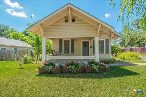 738 N Wall St, Belton, TX 76513