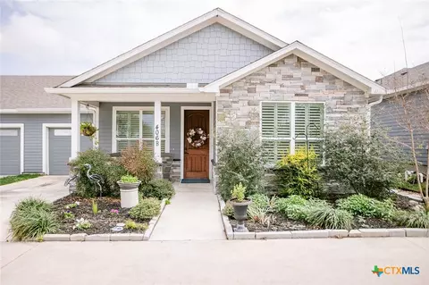 406 W Crestwood Dr #B, Victoria, TX 77901