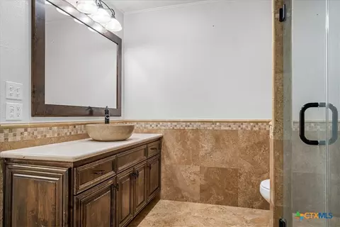Bath - 221 E 9th St, Flatonia, TX 78941 photo 1 of 3