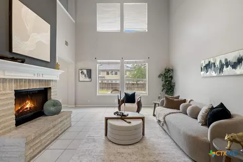 208 Settlers Valley Dr, Pflugerville, TX 78660