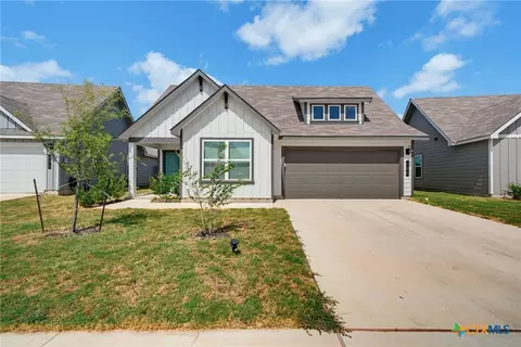 325 Doss Dr, Rockdale, TX 76567