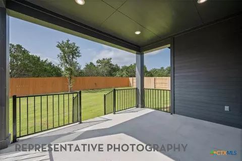Exterior - 6301 Comanche Moon Trl, Austin, TX 78747 photo 2 of 5