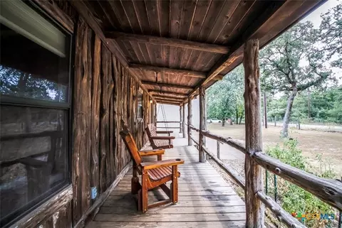 885 Peach Creek Rd, Rosanky, TX 78953