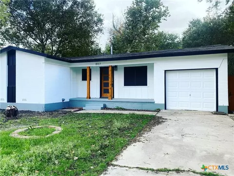 807 Sandy Ct, Copperas Cove, TX 76522