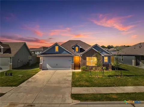 1916 Deodar Dr, Belton, TX 76513