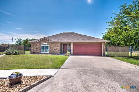 2704 Poage Cir, Killeen, TX 76543