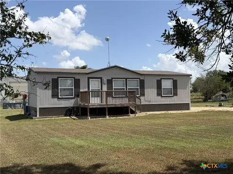 387 Adcock Rd, Victoria, TX 77905
