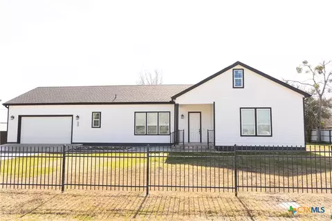 300 Front St, Thorndale, TX 76577