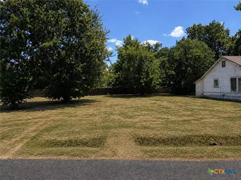 602 Meyer St, Victoria, TX 77901