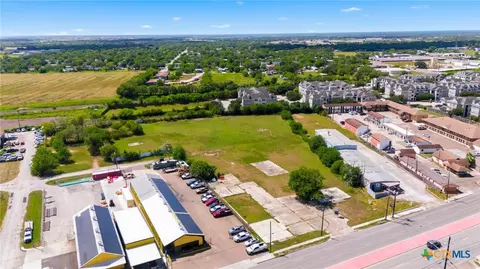 3105 Houston Hwy, Victoria, TX 77901