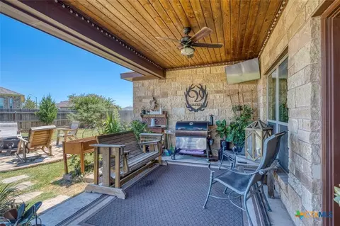Exterior - 412 Jake Dr, Jarrell, TX 76537 photo 6 of 11