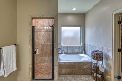 Bath - 412 Jake Dr, Jarrell, TX 76537 photo 1 of 3
