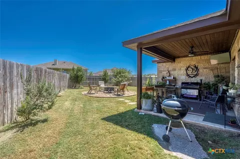 Exterior - 412 Jake Dr, Jarrell, TX 76537 photo 7 of 11