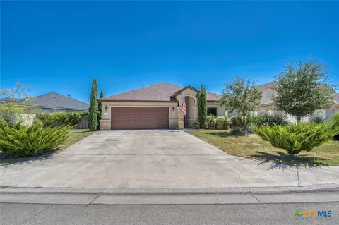 Exterior - 412 Jake Dr, Jarrell, TX 76537 photo 3 of 11