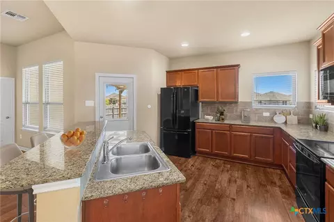 Kitchen - 1009 Spring Terrace Loop, Temple, TX 76502 photo 1 of 4