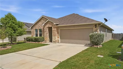 908 Pronghorn Trl, Seguin, TX 78155