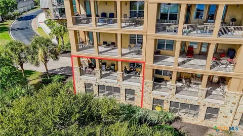 96 Island Dr #12, Horseshoe Bay, TX 78657