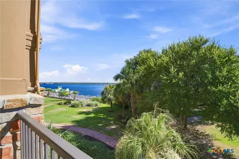 96 Island Dr #12, Horseshoe Bay, TX 78657