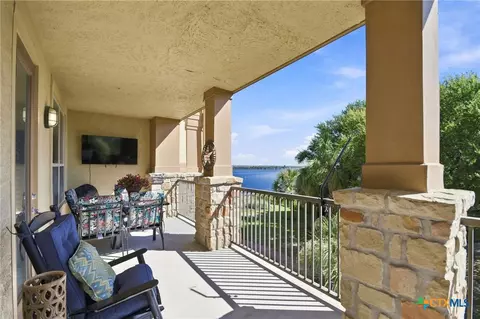 96 Island Dr #12, Horseshoe Bay, TX 78657