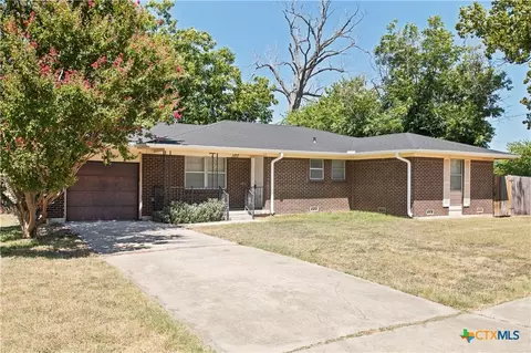 1107 E Robertson Ave, Copperas Cove, TX 76522