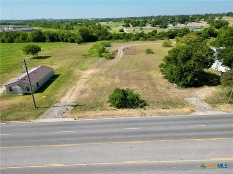 View/Area - 2001 E Adams Ave, Temple, TX 76501 photo 8 of 12