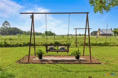 Exterior - 701 S Gilbert Rd, Edna, TX 77957 photo 8 of 11