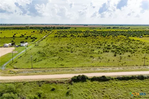 8 Gin Road, Inez, TX 77968 photo 2