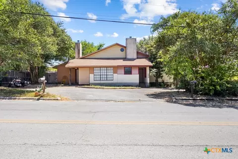 1203 Hazelton St #B, San Marcos, TX 78666