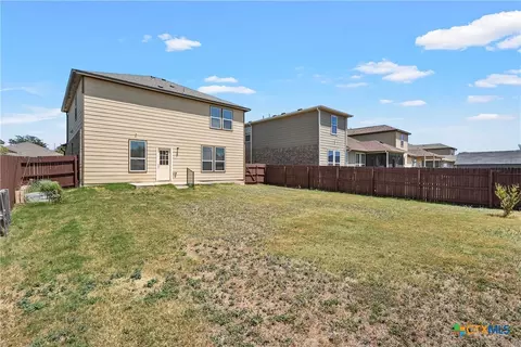 Exterior - 8915 Misty Pine Dr, Temple, TX 76502 photo 9 of 10
