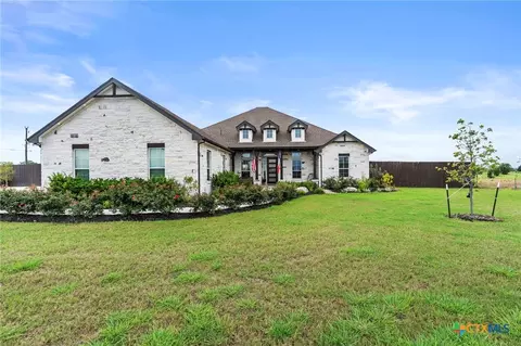140 Gustav Ln, San Marcos, TX 78666