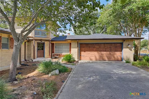 145 Rio Grande Dr, Seguin, TX 78155