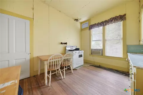 Kitchen - 124 S Avenue I, Shiner, TX 77984 photo 3 of 3