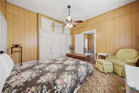 Bedroom - 124 S Avenue I, Shiner, TX 77984 photo 4 of 4