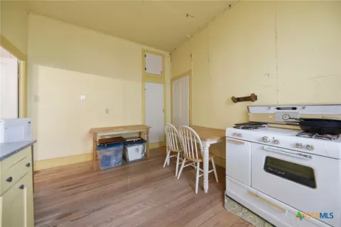 Kitchen - 124 S Avenue I, Shiner, TX 77984 photo 1 of 3