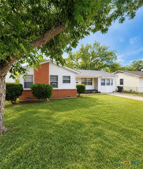 411 Cardinal Ave, Killeen, TX 76541