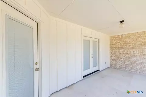 Exterior - 228 Plum St, Luling, TX 78648 photo 8 of 13