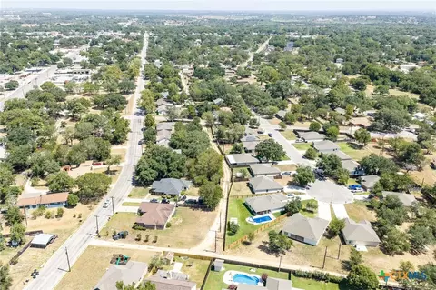 View/Area - 228 Plum St, Luling, TX 78648 photo 8 of 8