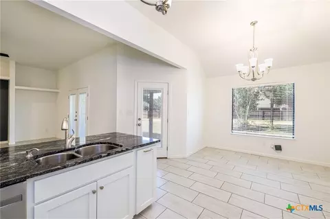 Other - 228 Plum St, Luling, TX 78648 photo 2 of 9