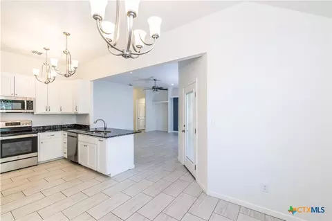 Other - 228 Plum St, Luling, TX 78648 photo 3 of 9