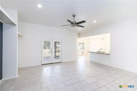 Living - 228 Plum St, Luling, TX 78648 photo 1 of 4