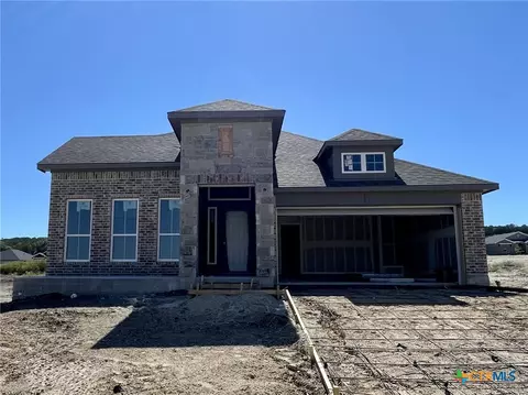 335 Pathfinder Dr, Copperas Cove, TX 76522