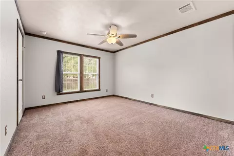 204 Rogers St, Mcgregor, TX 76657 photo 6