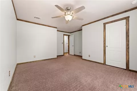 204 Rogers St, Mcgregor, TX 76657 photo 7